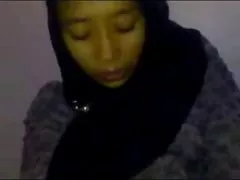 Indonēzijas nining hijab šūpojot