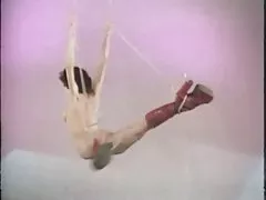 Stereolab - izslēgts (mūzikas video)
